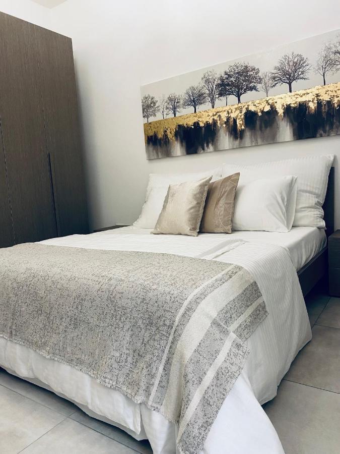Regina Apartment โตรเปอา ภายนอก รูปภาพ